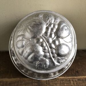 Vintage Kreamer Tin Jello Pudding Mold 7 1/4" X 3 1/2" Embossed Fruit